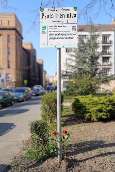 Felavatták a Psota Irén utca tábláit
